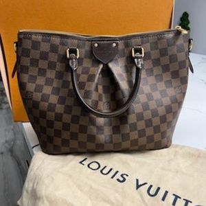 Louis Vuitton Purse